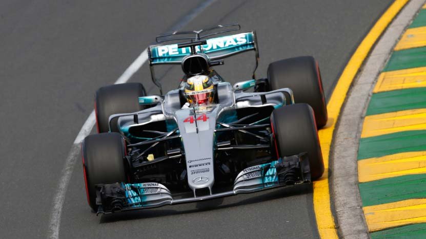 Hamilton na Mercedes #44 em Melbourne