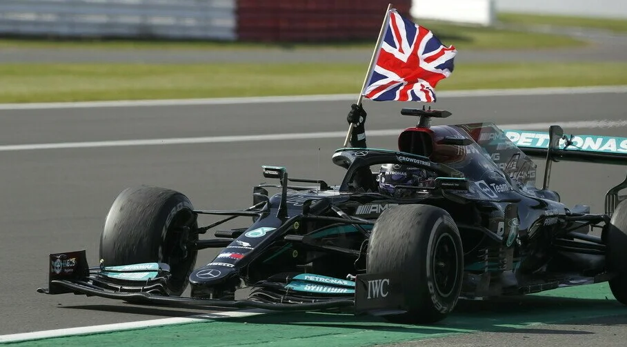 Hamilton 2021 na Inglaterra